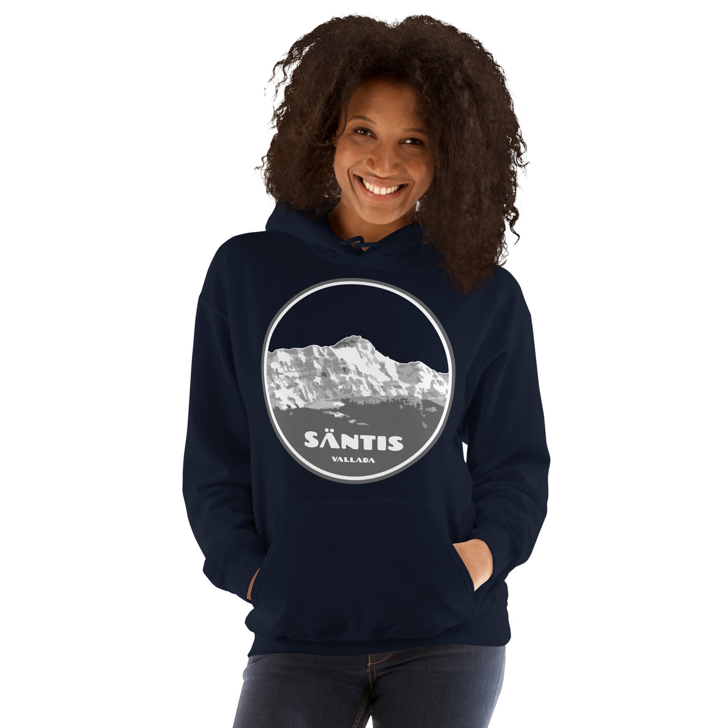 Damen Hoodie Säntis II in Navyblau, Modell trägt den Kapuzenpullover mit Jeans