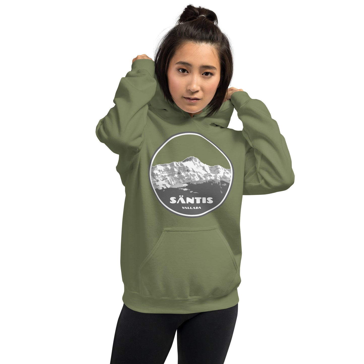 Damen Hoodie Säntis II olivgrün mit Kapuze und Säntis-Motiv, getragen von einem weiblichen Modell.