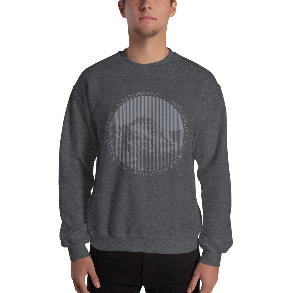 Mann mit Sweatshirt in Dunkelgrau mit Säntis.