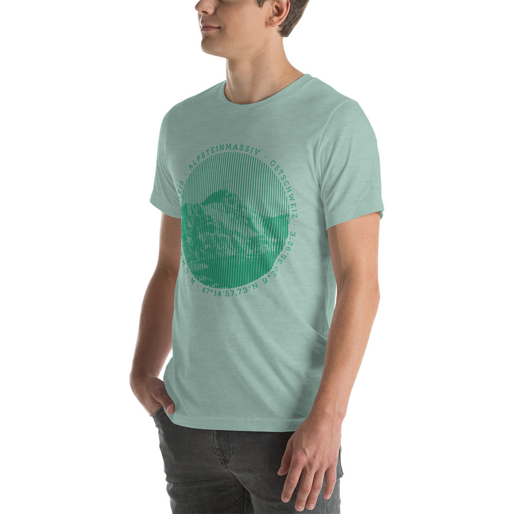 Taubenblau meliertes Herren T-Shirt aus Baumwolle, mit kontrastierendem Säntis-Bergmotiv als Print.