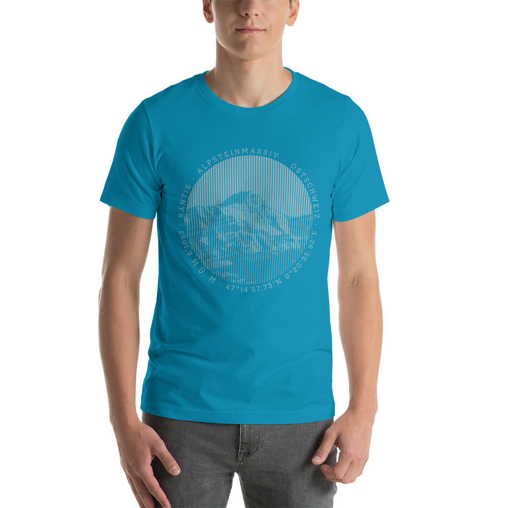 Herren T-Shirt Säntis in türkis Farbe, Jeans als Hintergrund, genauer Abbildung des Säntis.