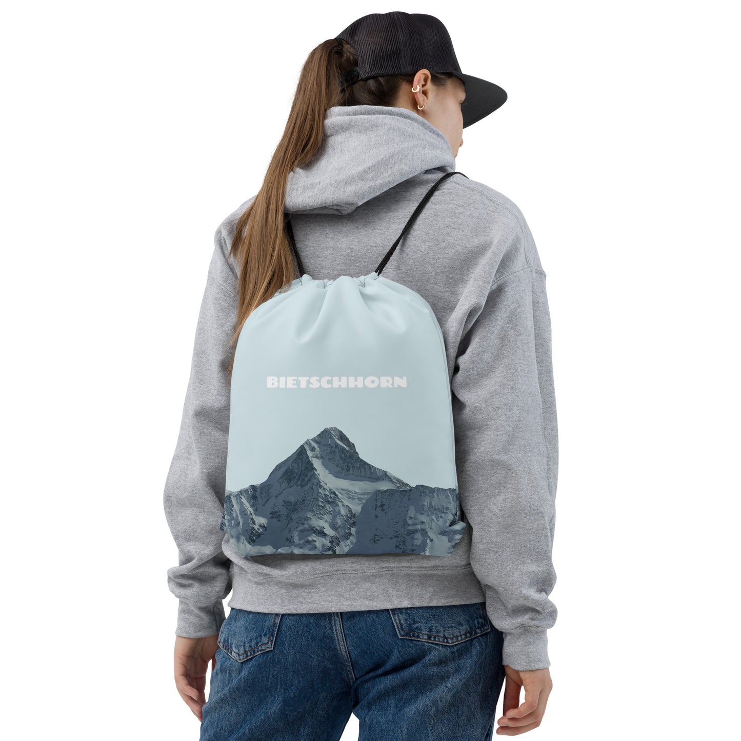 Hellblauer Kordelzugbeutel mit Bietschhorn-Design, Baumwolle, als Turnbeutel getragen