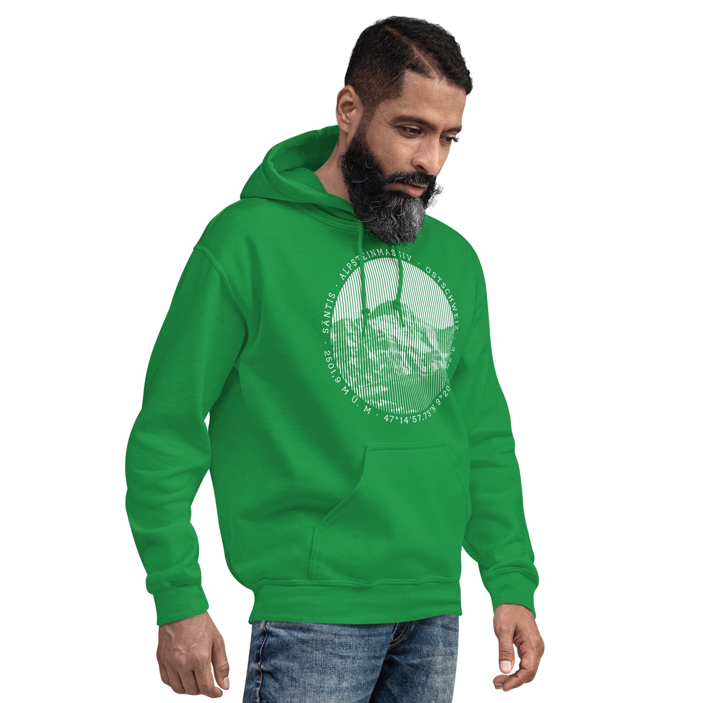 Der Hoodie mit Säntis-Print in den Farben des FCSG ist ein Lieblingsstück dieses fussballbegeisterten Herrn.