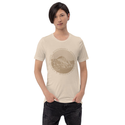 Alpstein-Fan mit crèmefarbenem T-Shirt mit Säntis-Print