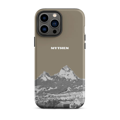 Graubraune iPhone 13 Pro Max Hülle mit Mythen-Motiv aus Schwyz, robustes Design.