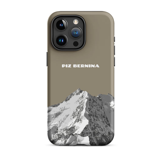 Hülle für das iPhone 15 Pro Max von Apple in der Farbe Graubraun, dass den Piz Bernina in Graubünden zeigt.