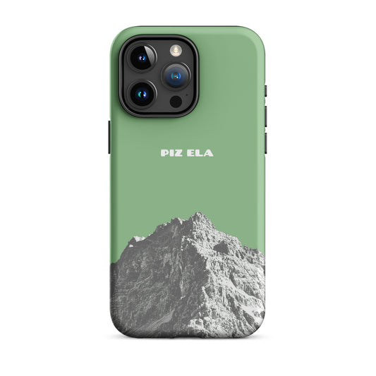 Hülle für das iPhone 15 Pro Max von Apple in der Farbe Hellgrün, dass den Piz Ela in Graubünden zeigt.