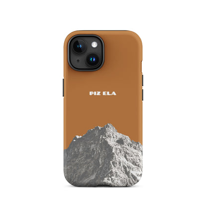Kupferfarbene iPhone 15 Hülle mit Piz Ela Motiv aus Graubünden, Schweiz.