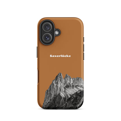 Robuste iPhone-Hülle in Kupferoptik mit Saxerlücke-Motiv aus dem Alpstein, Schutzhülle mit attraktivem Design.