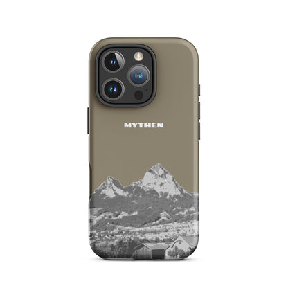 Matte Handyhülle für iPhone 16 Pro in Graubraun mit Mythen-Design, Vorderansicht.